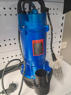 کفکش راین مدل QDX10-32-1.5F ظرفیت ۳۲ متر تک فاز ۲ اینچ فلوتردار موتور دو اسبی